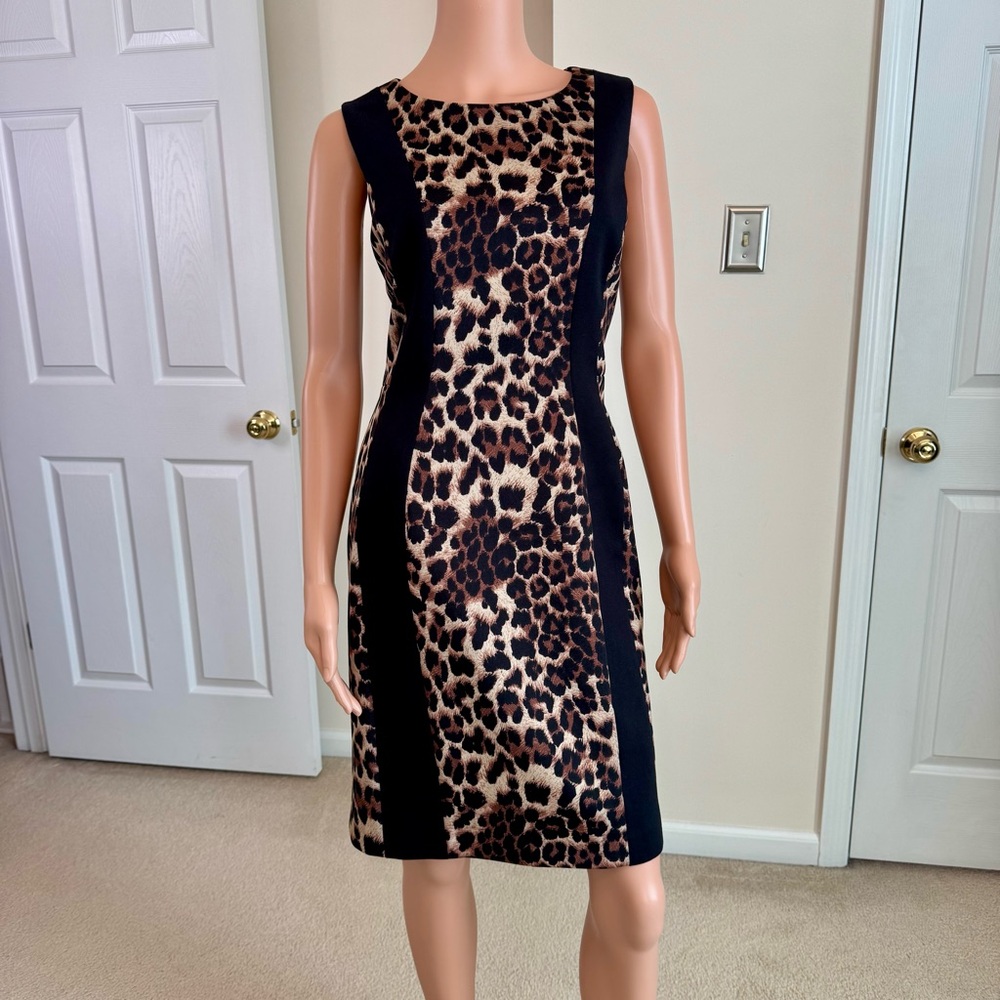 Tahari Animal Print Pattern Block Straight Fitted Knee Length Sleeveless Dress 8
